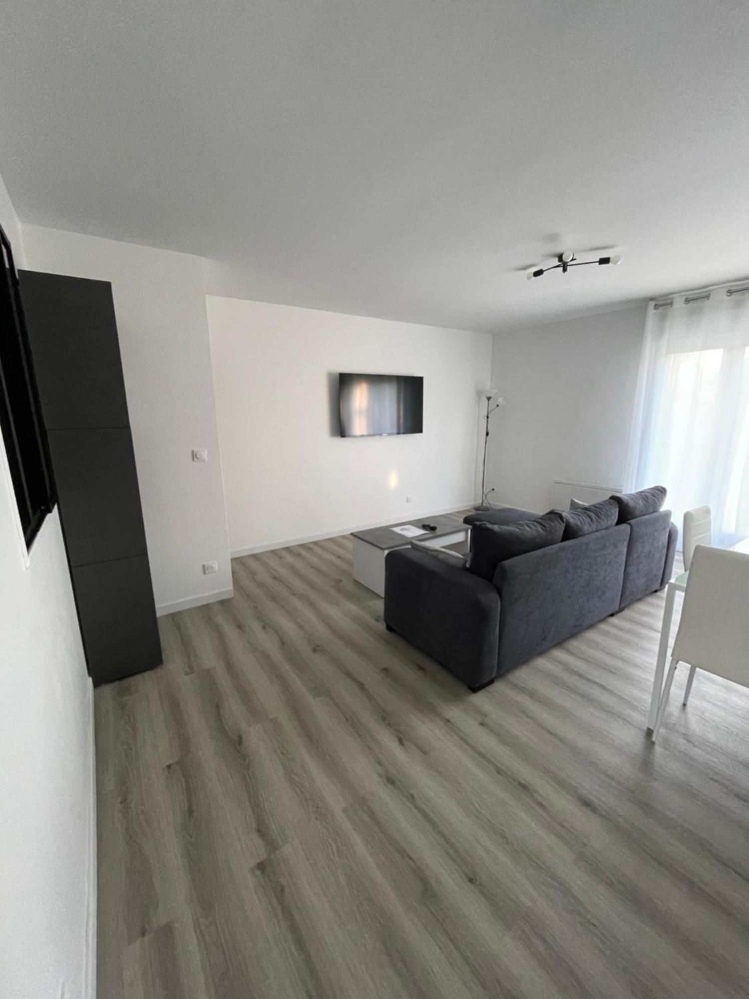 Maison Detente De 100 M2 Uniquement Couple-Famille-Travailleurs 빌파리지 외부 사진